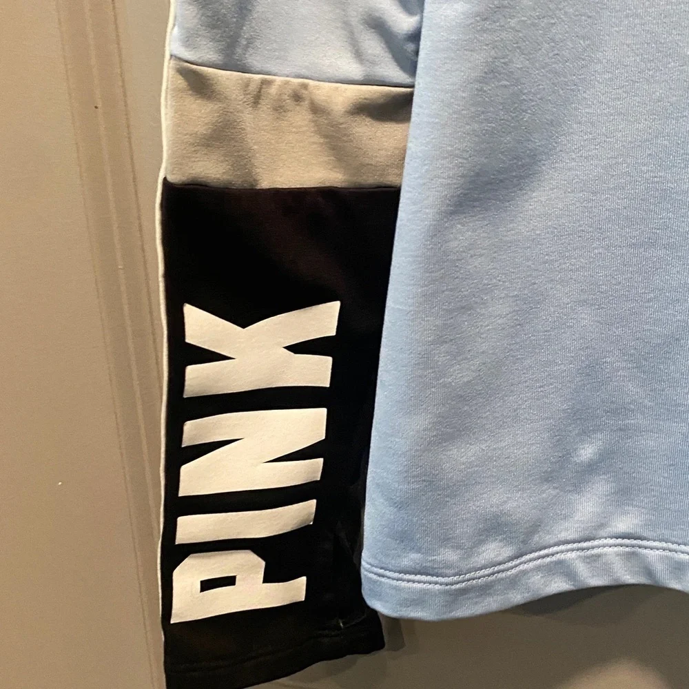 PINK Victoria Secret Blue Quarter Zip Pullover Logo Sleeve Athleisure Top XS - Picture 3 of 5